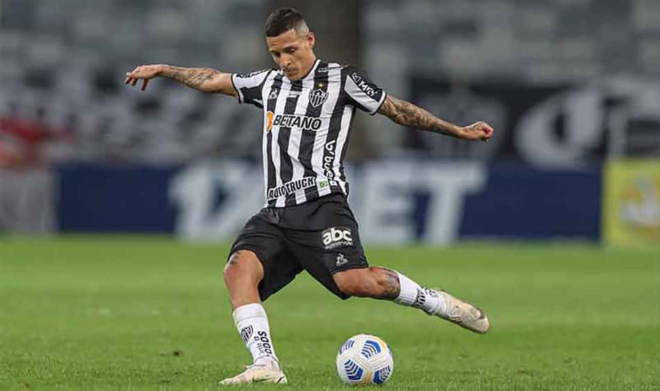 'No detalhe: quem errar menos sairá com a vitória', diz Guilherme Arana antes da decisão com o Palmeiras