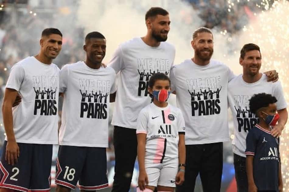 Com Messi, PSG apresenta reforços no Parque dos Príncipes