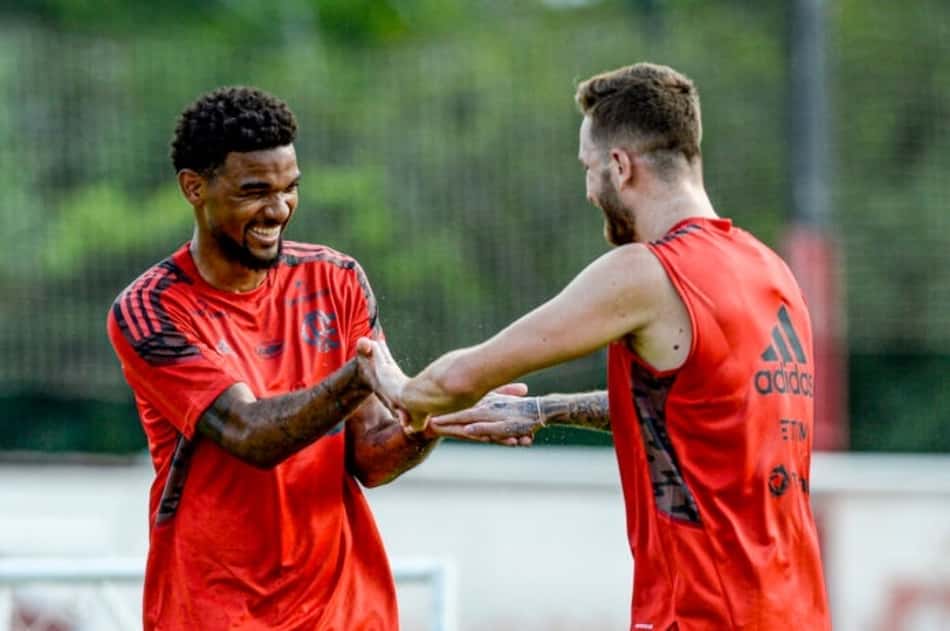 Bruno Viana e Léo Pereira - Flamengo