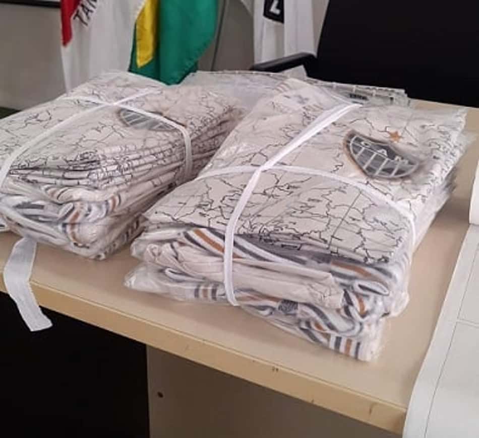 Polícia Civil de Minas apreende 200 unidades falsas do Manto da Massa