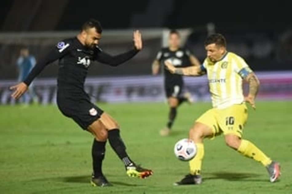 Classificado! Artur marca no apagar das luzes e Bragantino avança na Sula