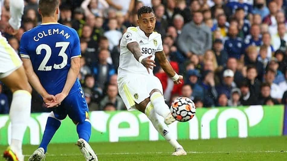 Após convocação para a Seleção, Raphinha marca belo gol e garante empate do Leeds na Premier League