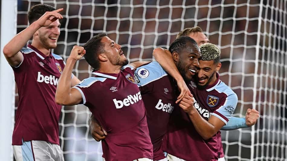 Antonio marca duas vezes, West Ham goleia o Leicester e ganha a segunda na Premier League