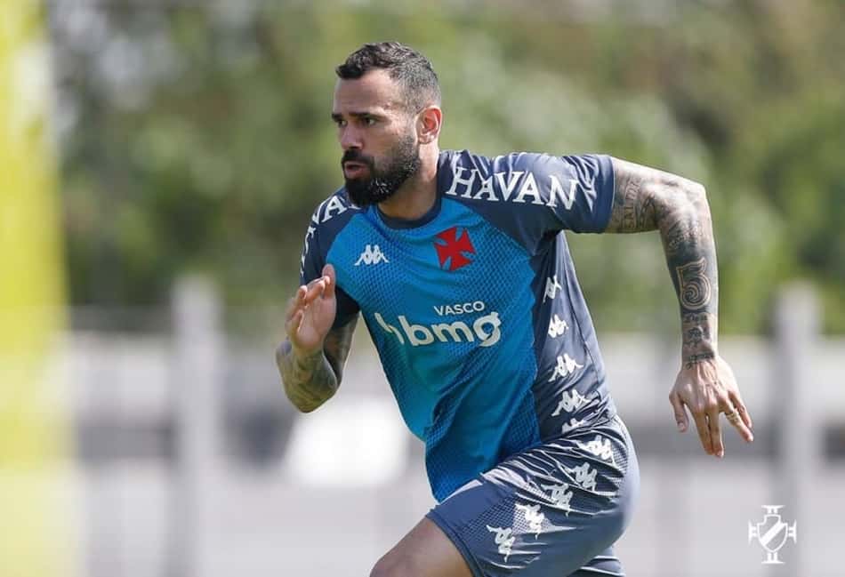 Ex-Corinthians e Vasco, Leandro Castán anuncia aposentadoria