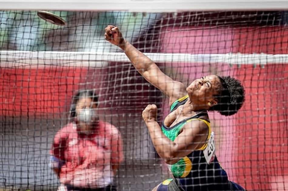 Julyana da Silva conquista o bronze no lançamento de disco nos Jogos Paralímpicos de Tóquio