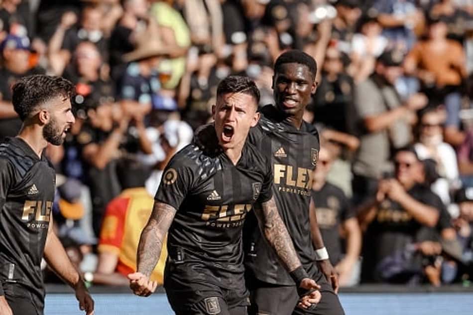 Messi, é você? Uruguaio faz gol de gênio em clássico na MLS; veja o vídeo