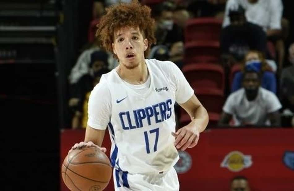 Calouro do Clippers usa primeiro salário para comprar celular