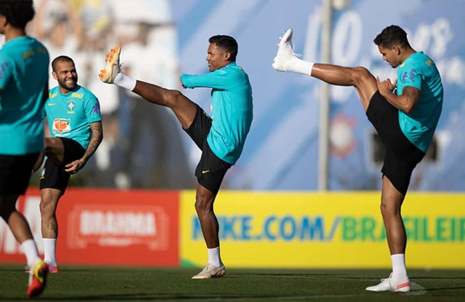 Seleção faz último treino antes do duelo com o Chile, e Tite mantém o mistério sobre escalação