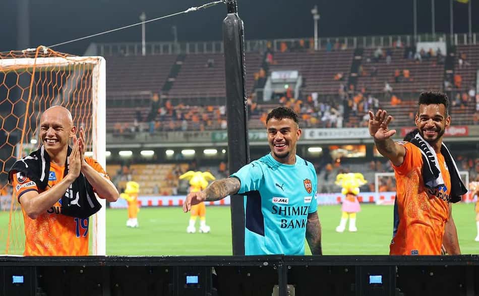 Carlinhos espera crescimento do Shimizu S-Pulse no Japão