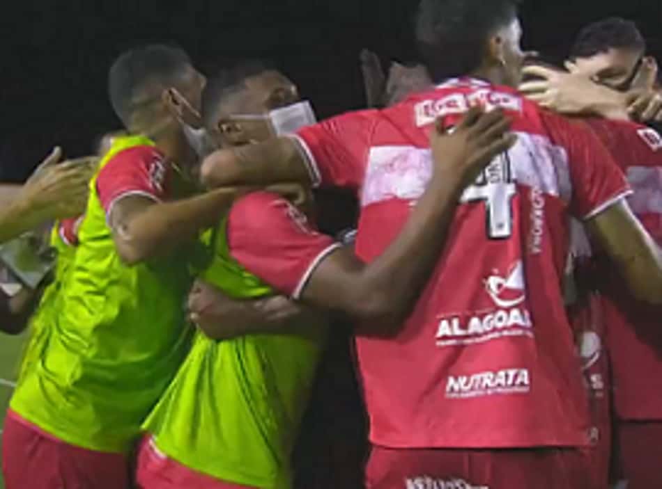 Em Aracaju, CRB vence o Confiança e assume liderança da Série B