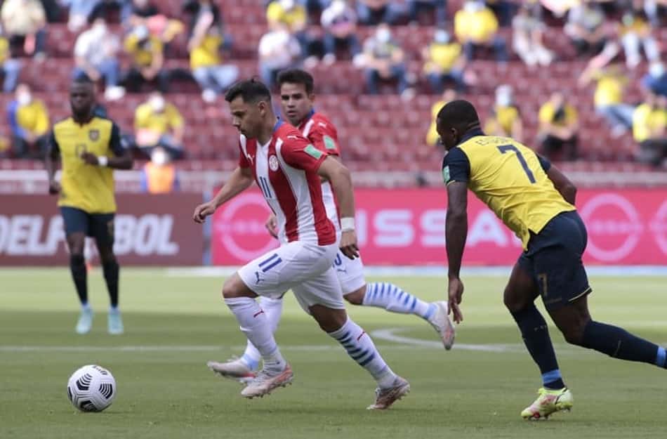 Em jogo morno, Equador vence Paraguai com gols nos acréscimos