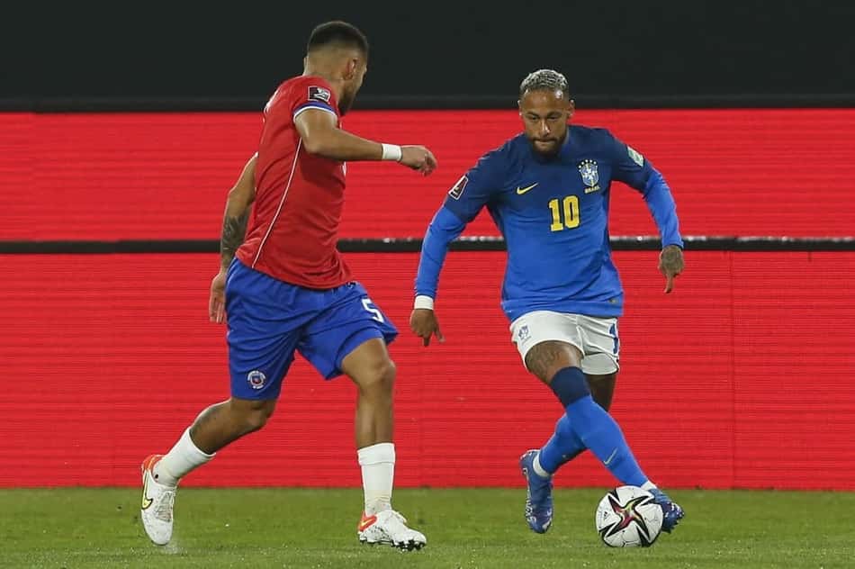 Neymar rebate críticas à Seleção e a ele em sua rede social: 'Ganhamos? Sim! Então f…-se, segue o baile'