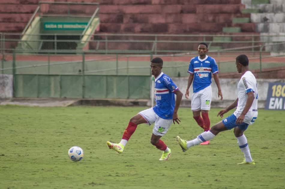 Douglas Borel comemora triunfo do Bahia no Brasileirão de Aspirantes