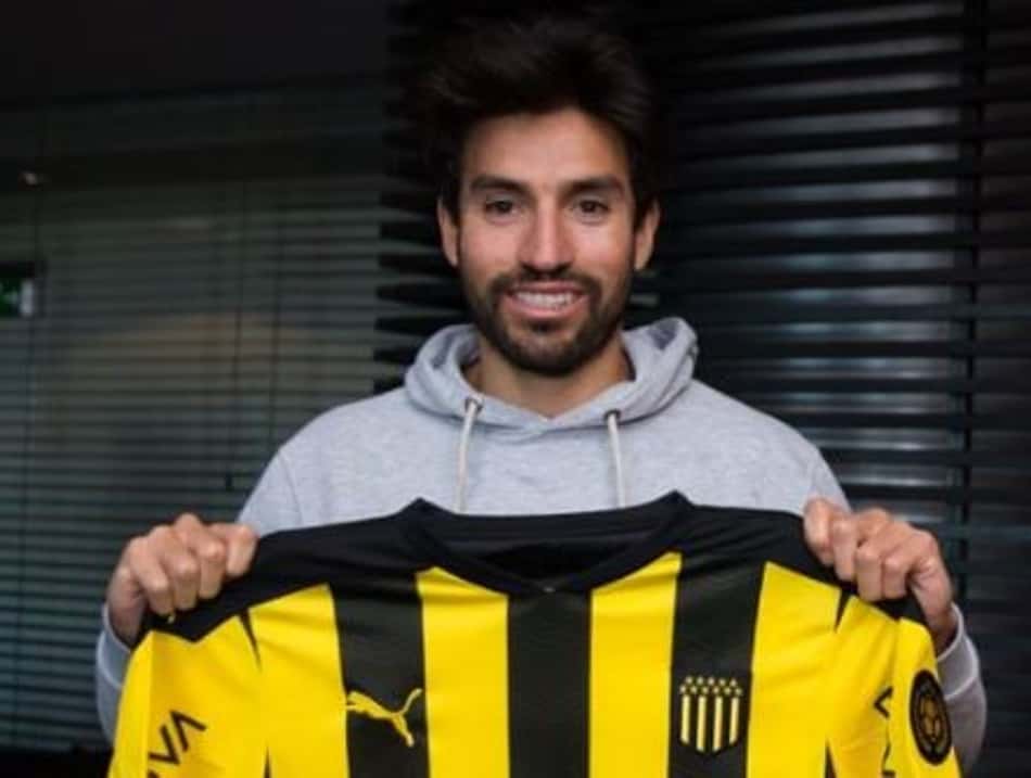 Abre o olho, Furacão! Peñarol apresenta mais um reforço para a Sul-Americana