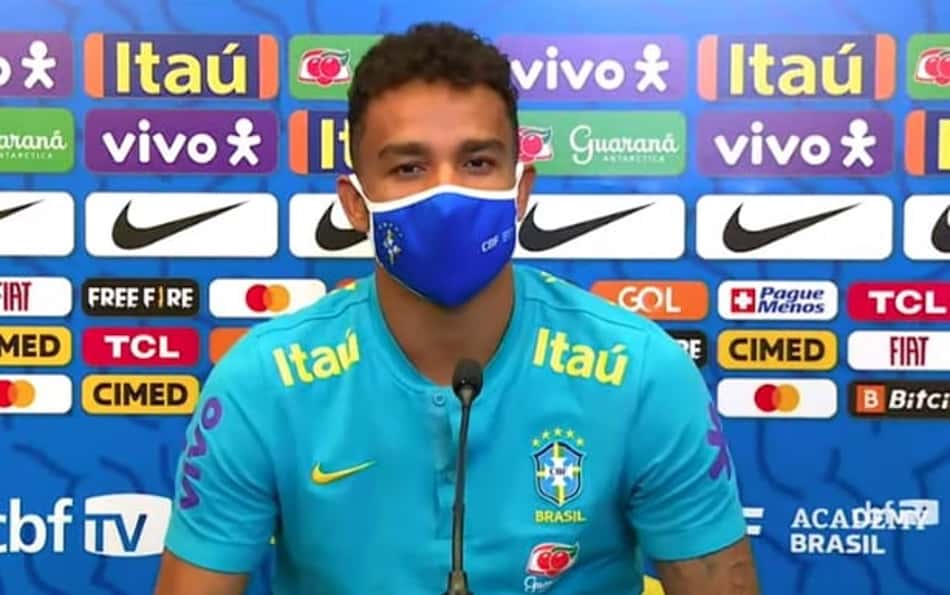 Danilo, sobre Brasil x Argentina: 'Todo mundo sabe que os quatro atletas jogavam na Inglaterra'
