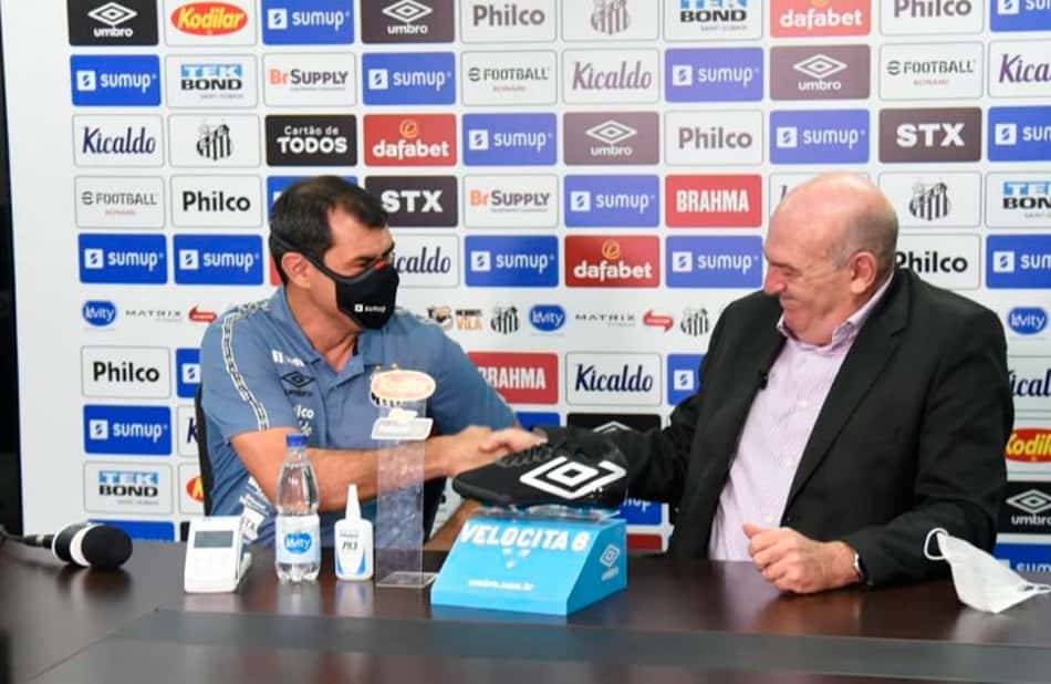 Demissão de Diniz e chegada de Carille não foram unanimidades no CG do Santos