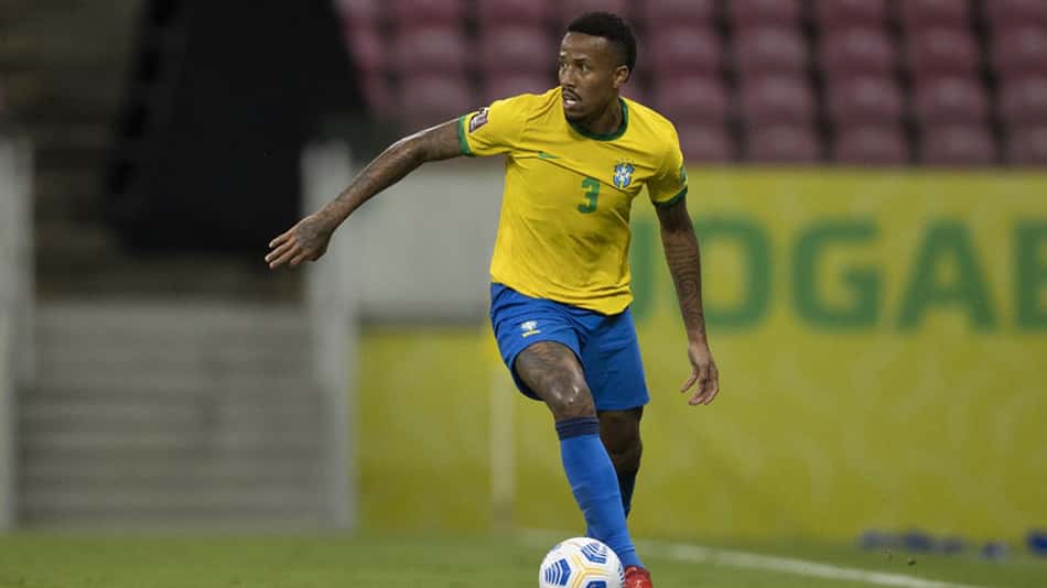 Com problema na coxa direita, Éder Militão está fora da partida da Seleção contra o Uruguai
