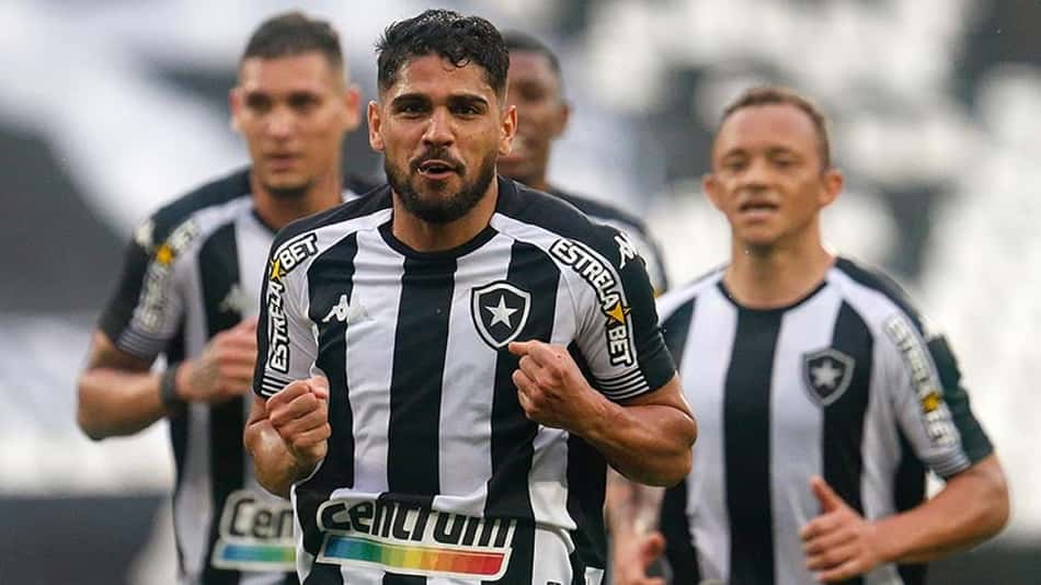 Botafogo deve ter mudanças para enfrentar o Cruzeiro; confira