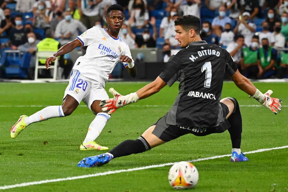 Em alta, Vini Jr. diz que tem ganhado confiança com Ancelotti e celebra boa fase: 'Fruto de muito trabalho'