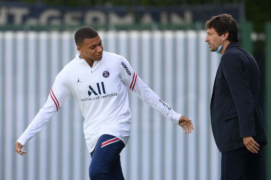 Diretor do PSG, Leonardo critica postura do Real Madrid na janela e diz que tentará renovar com Mbappé