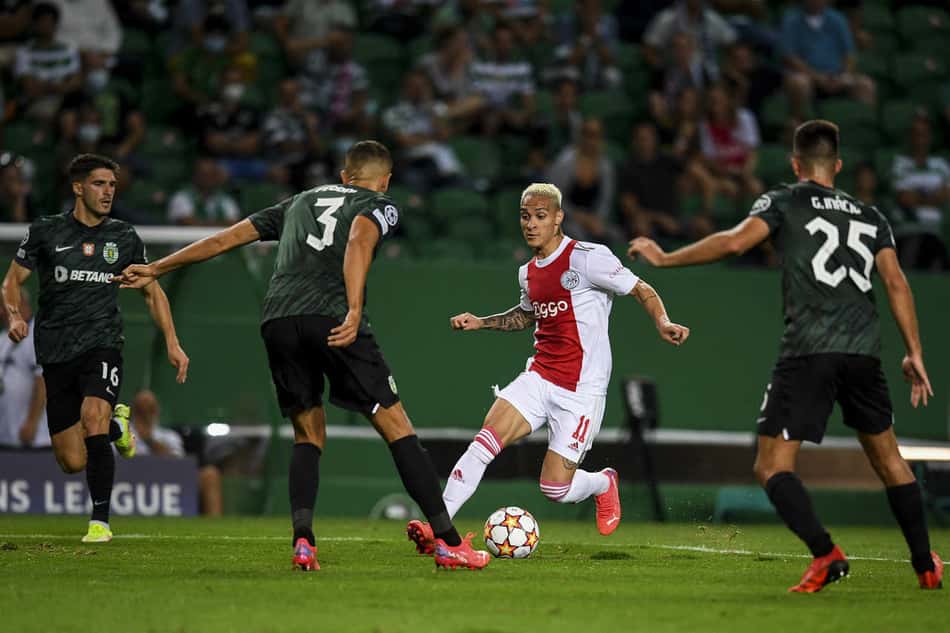 Manchester United prepara nova investida por Antony, diz jornalista