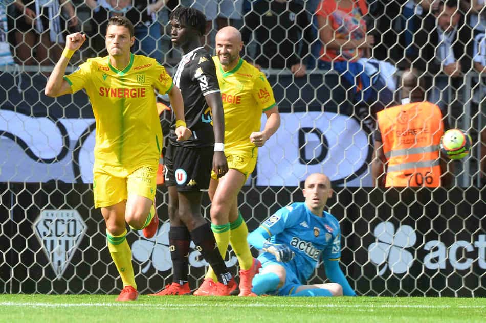 Com gol do brasileiro Andrei Girotto, ex-Palmeiras, Nantes goleia o Angers fora de casa pelo Francês