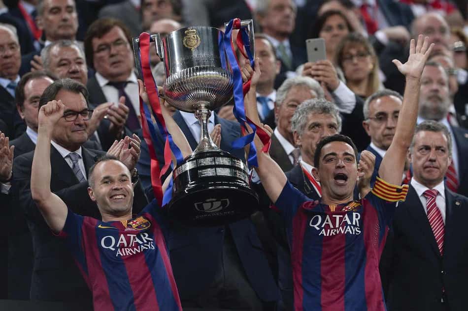 Scholes elogia meia do Barcelona: "é como Xavi e Iniesta"