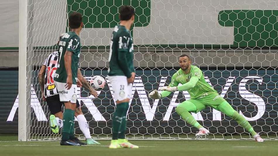 Palmeiras vai bem na defesa, mas ataque não assusta; leia análise