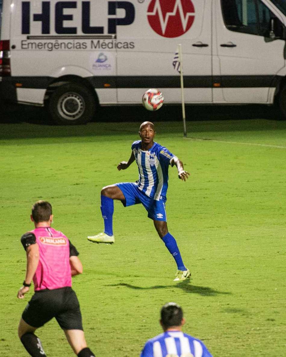 De olho na semifinal do Brasileirão de Aspirantes, atacante do Avaí avisa: 'Queremos o título neste ano'