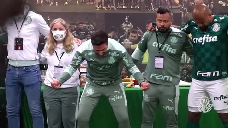 Palmeiras conta com bom retrospecto de Abel Ferreira em clássicos para vencer Dérbi