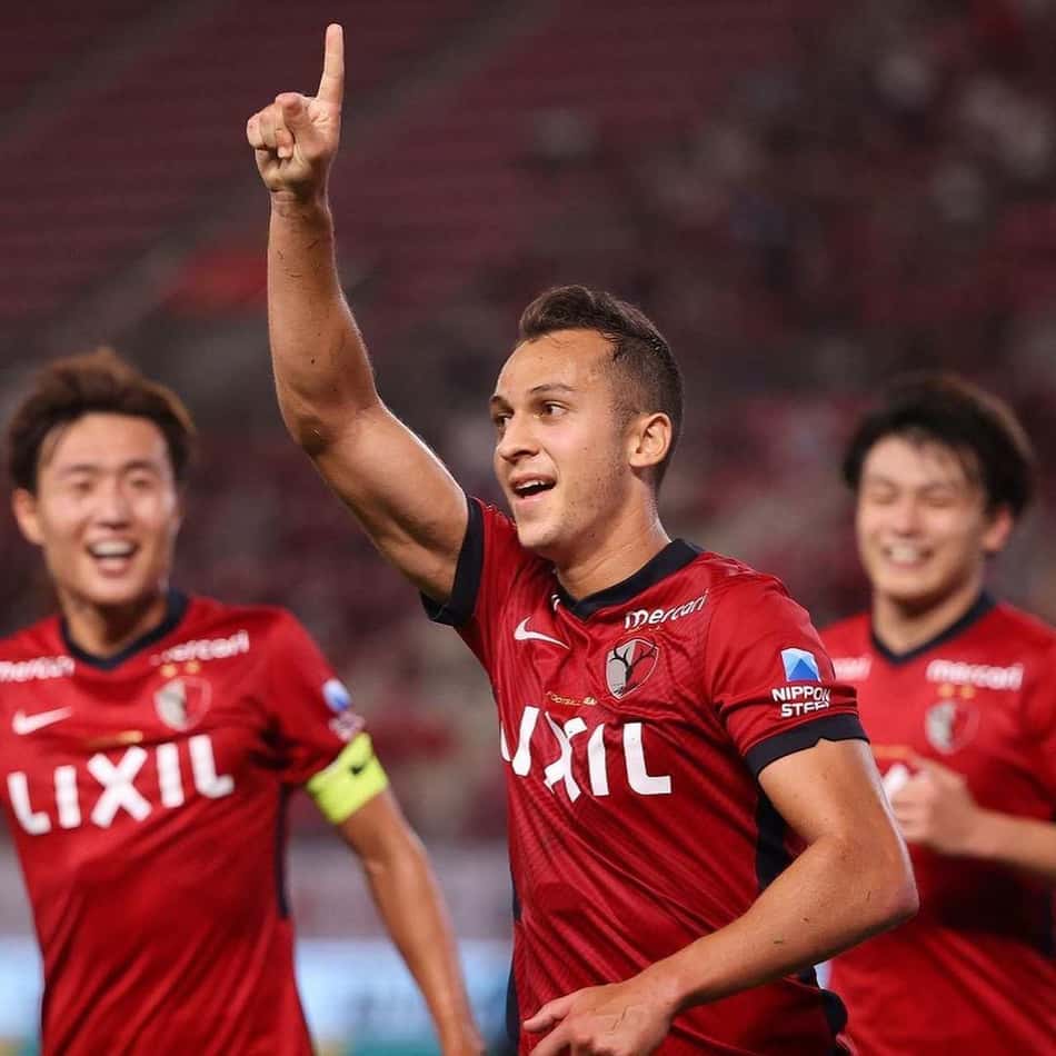 Juan Alano volta ao Kashima com gols e assistência: "Estou cada vez mais confiante"