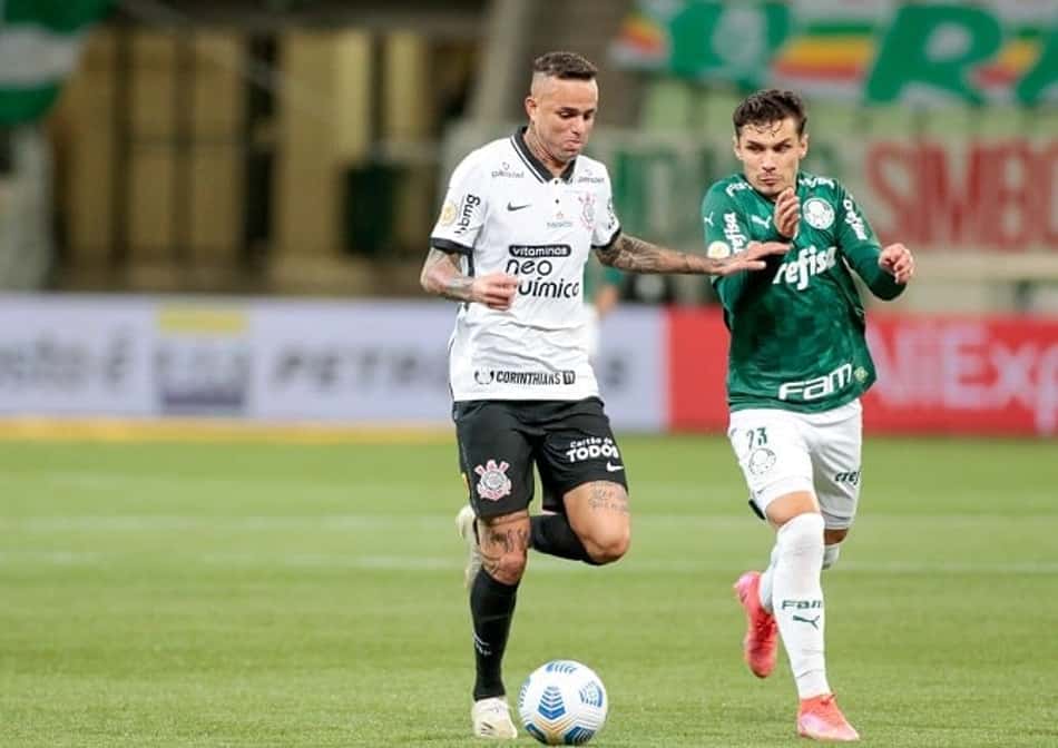 Vai pedir música? Palmeiras pode derrubar terceiro técnico seguido do Corinthians