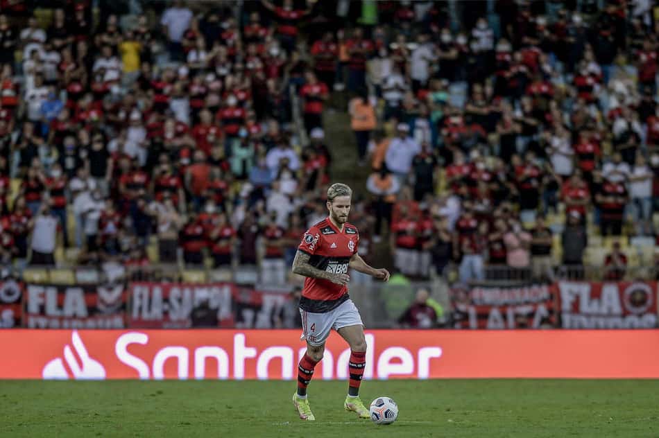 Léo Pereira é punido e desfalcará o Flamengo na decisão da Libertadores