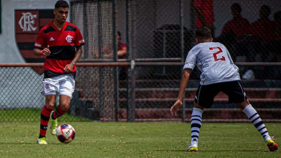 Sub-17: Flamengo e Vasco empatam sem gols na Taça GB; Rubro-Negro leva ponto extra nos pênaltis