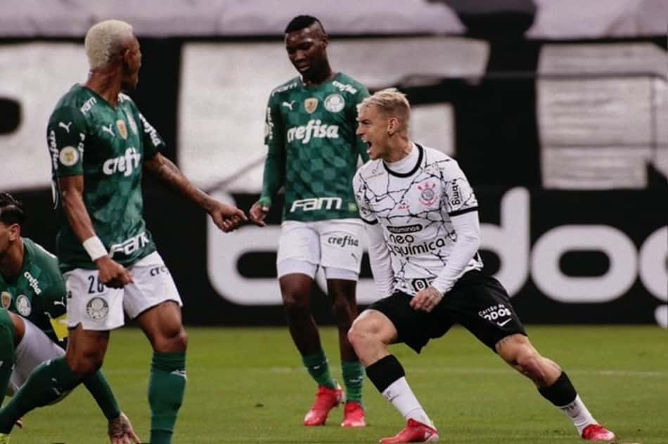 Róger Guedes marca duas vezes e comanda vitória do Corinthians sobre o Palmeiras