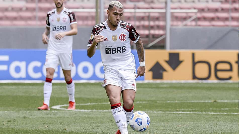 America mg x Flamengo - Matheuzinho