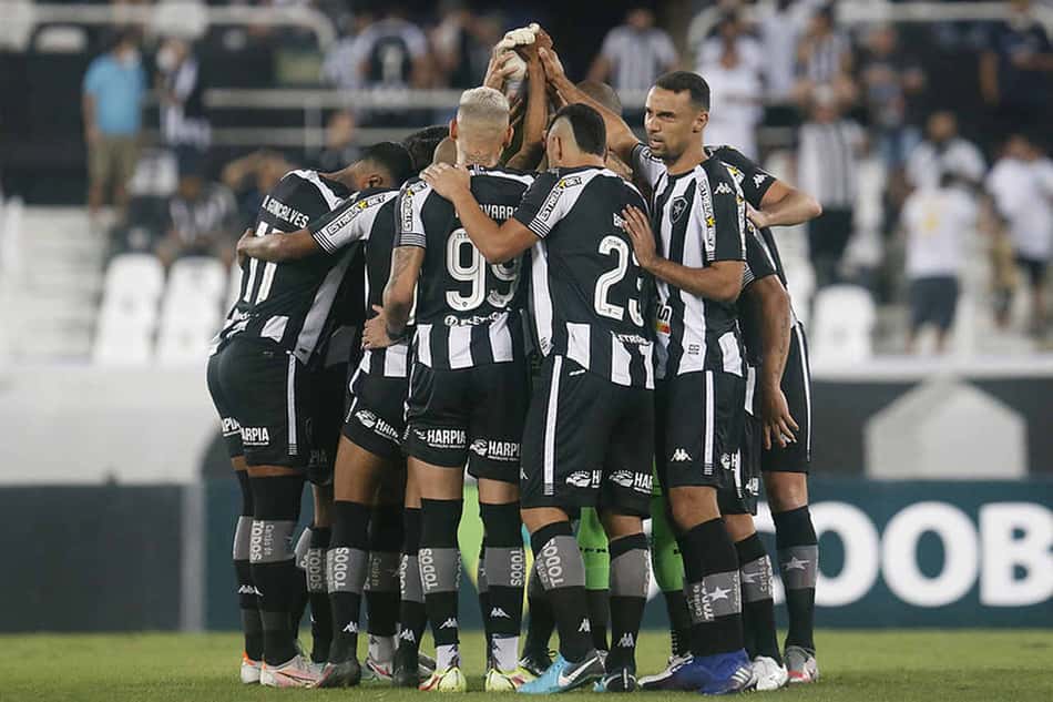 Botafogo precisa de quatro vitórias em oito jogos para conquistar o acesso à Série A