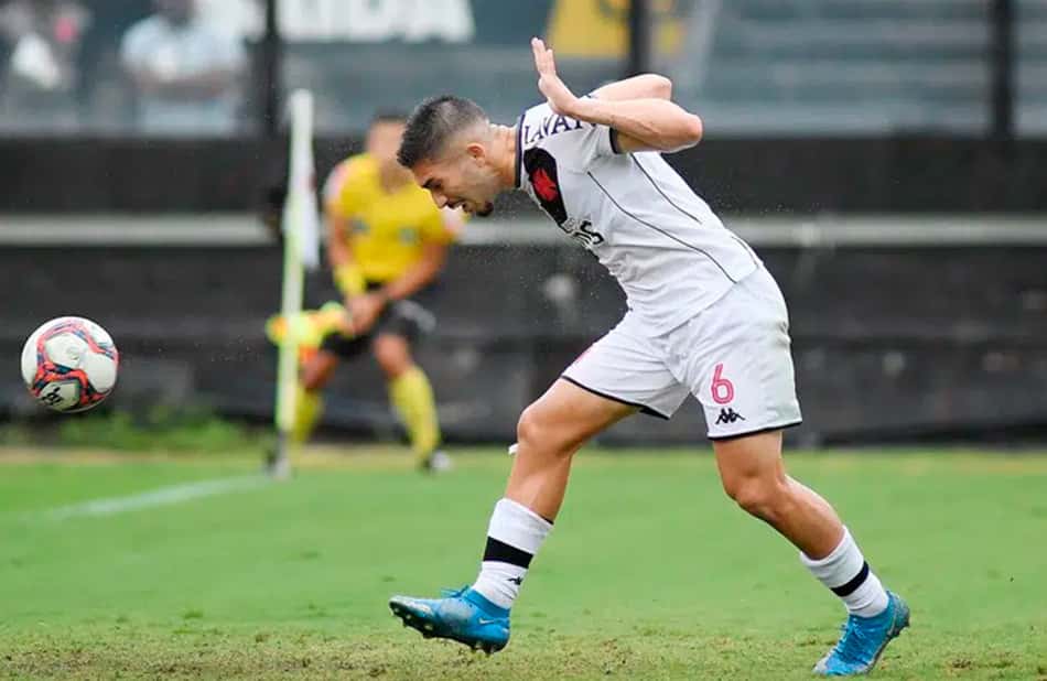 Jovem líder, importante taticamente, mas irregular: as faces de Andrey, que deverá ser titular do Vasco