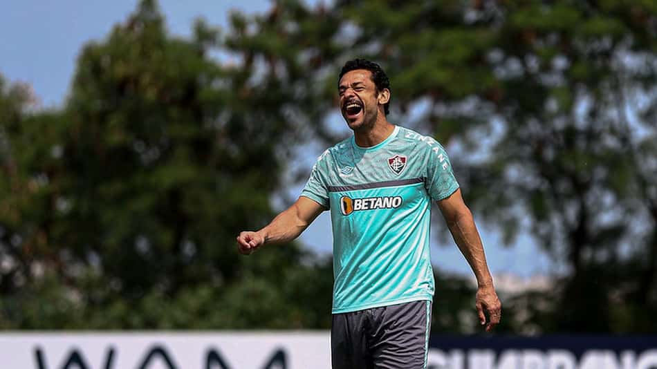Em casa, Fred se empolga em vitória do Fluminense sobre o Flamengo e elogia John Kennedy: 'Normal'