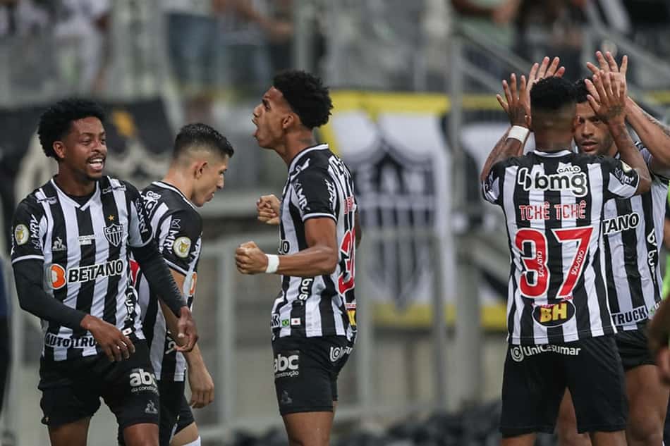 VÍDEO: veja os melhores momentos da vitória do Atlético-MG contra o Internacional pelo Brasileirão
