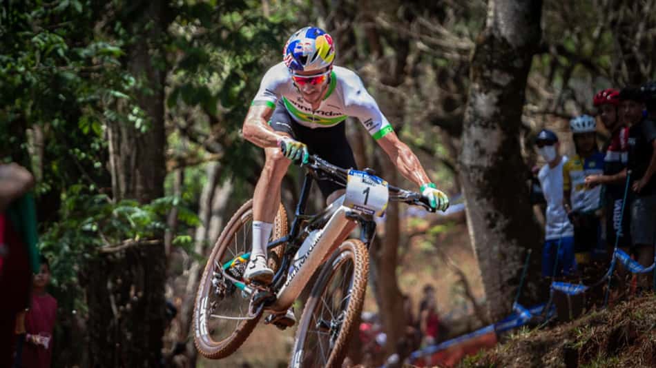 Henrique Avancini busca 18º título brasileiro de mountain bike