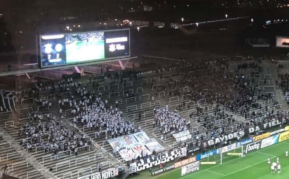 Com 30% da Arena liberada, Corinthians abre venda de ingressos para o jogo contra o Fluminense