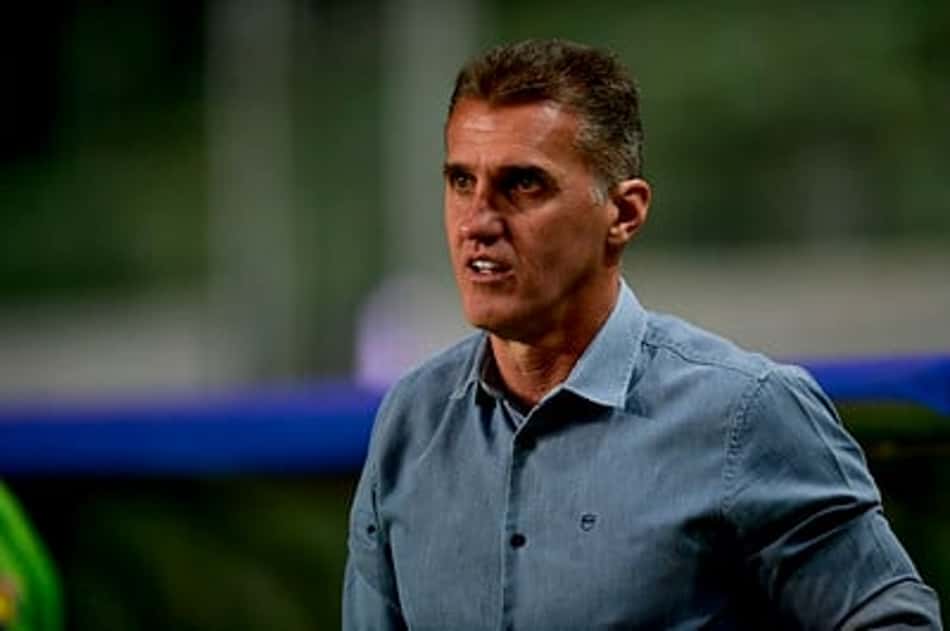 Mancini vê pouco provável o retorno de Zárate contra o Inter