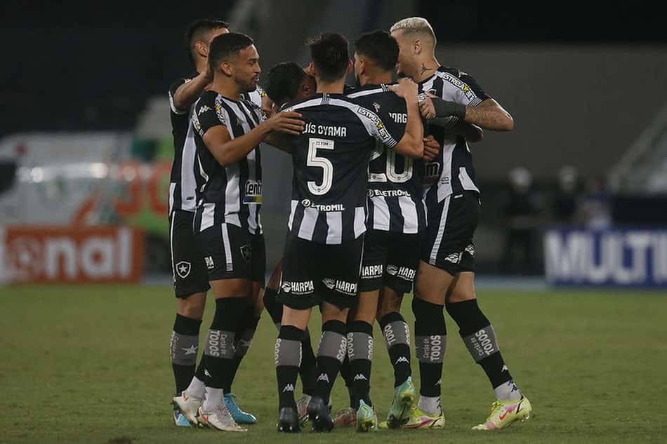 Partida-chave: Botafogo pode abrir cinco pontos de vantagem no G4 da Série B se vencer o Brusque