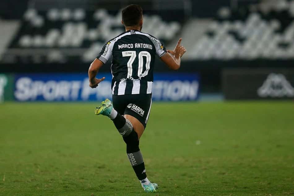 Marco Antônio, Carli e meio-campo: saiba o que ficar de olho no Botafogo contra o Goiás