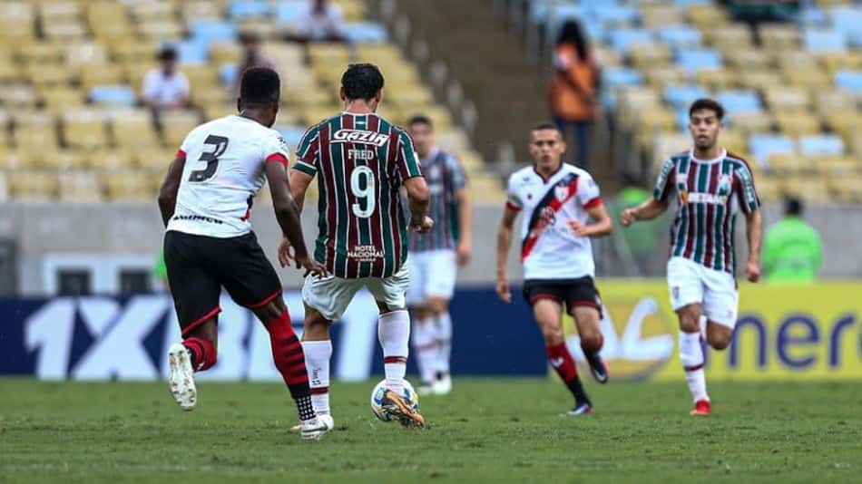 Torcida se irrita no Maracanã com atuação do Fluminense contra o Atlético-GO: 'Time sem vergonha!'
