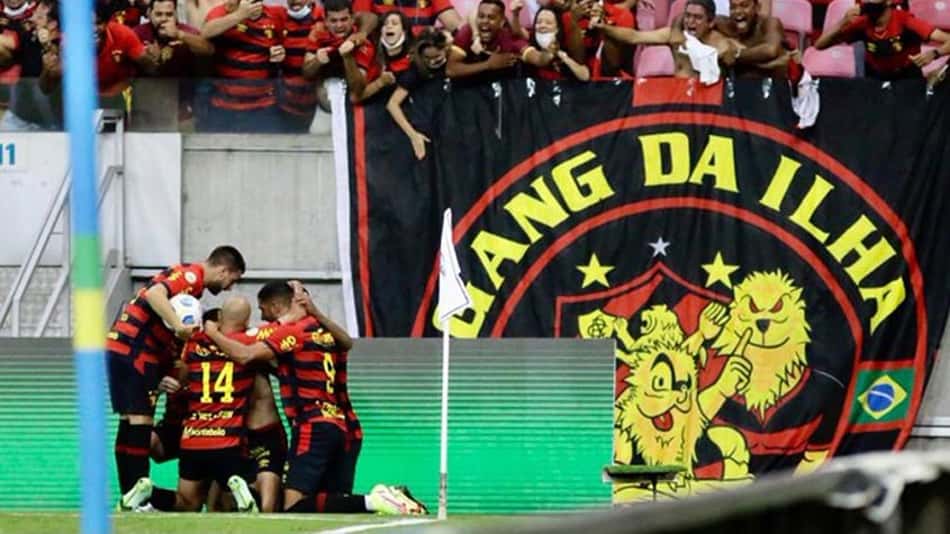 Destaque do Sport, Gustavo Oliveira celebra vitória sobre o Corinthians: "Muito importante para nós"