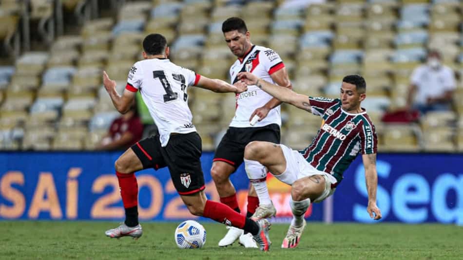 Danilo Barcelos analisa empate do Fluminense e entende críticas de torcedores: 'Tem direito de cobrar'