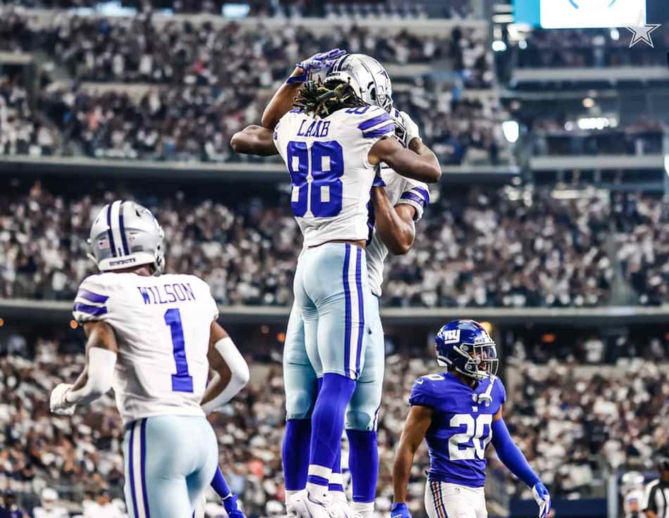 Dallas Cowboys humilha o New York Giants e soma quarta vitória seguida na temporada
