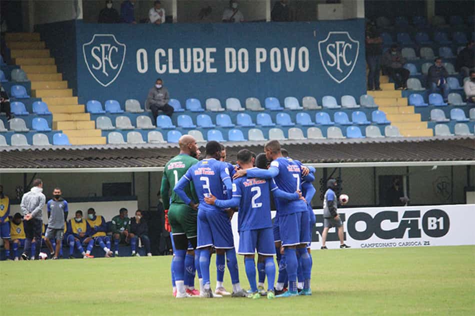 Autor do gol que colocou o Serrano na final da Taça Maracanã, Adrianinho celebra momento, mas pede foco